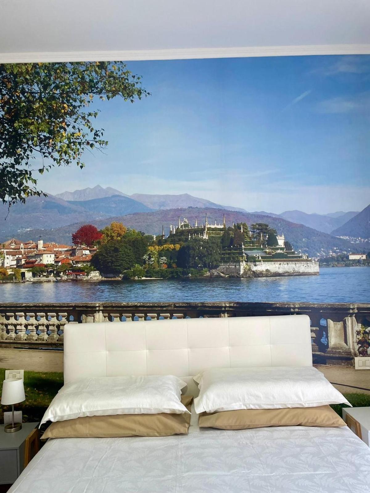 Family Apartment Vista Lago Стреза Екстериор снимка