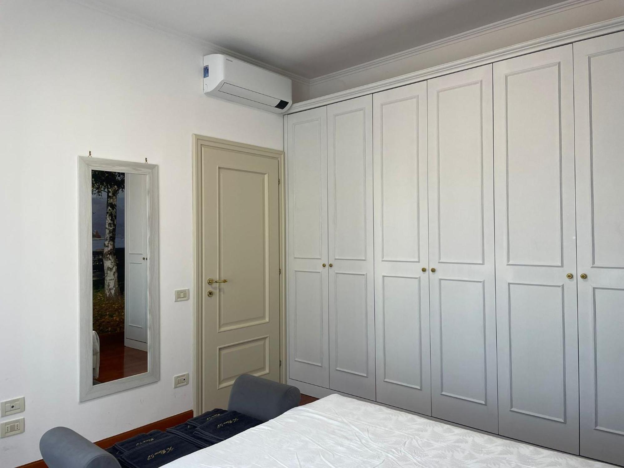 Family Apartment Vista Lago Стреза Екстериор снимка