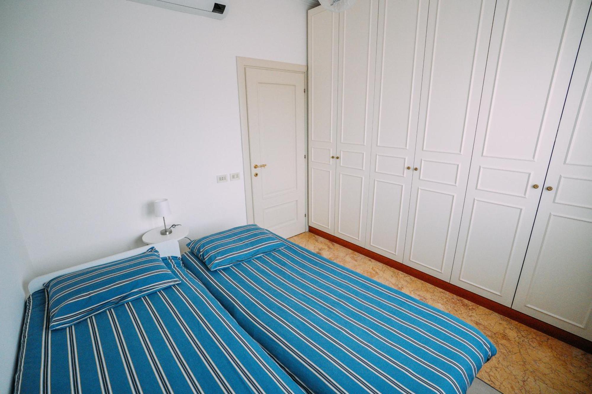 Family Apartment Vista Lago Стреза Екстериор снимка